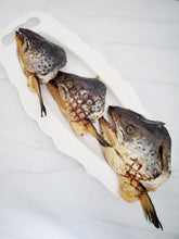 Load image into Gallery viewer, Salmon Head (2 Halves/Farm Raised)