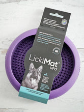 Load image into Gallery viewer, UFO Lickimat
